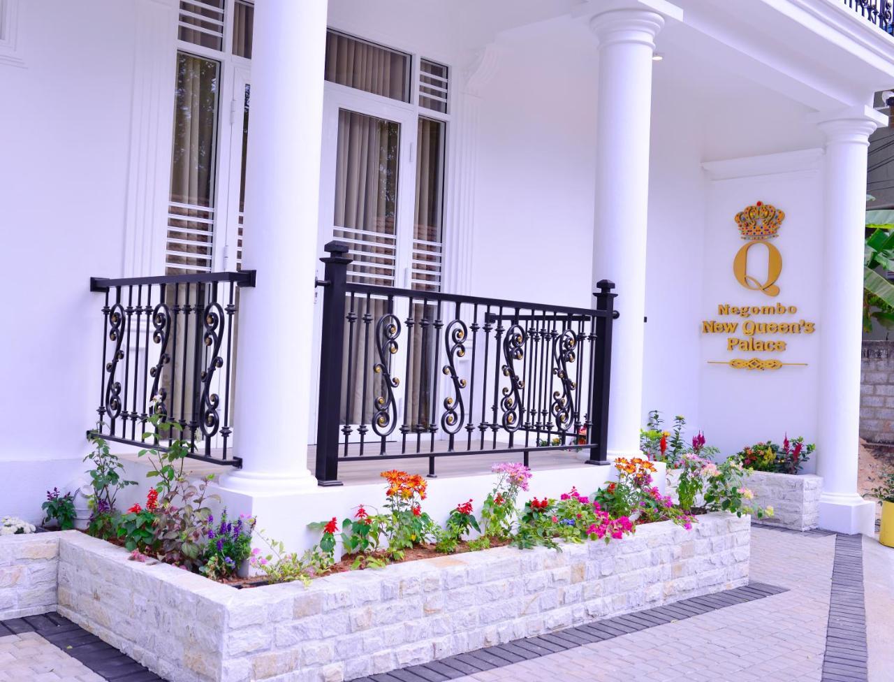 Negombo New Queen's Palace Exterior foto